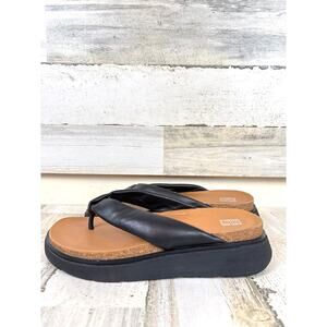 FitFlop Womens 7 Black Gen-FF Padded Strap Leather Toe Post Slip On Sandals